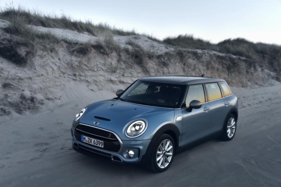  Mini Cooper SD Clubman ALL4 2016 года  (фото 11 из 101)